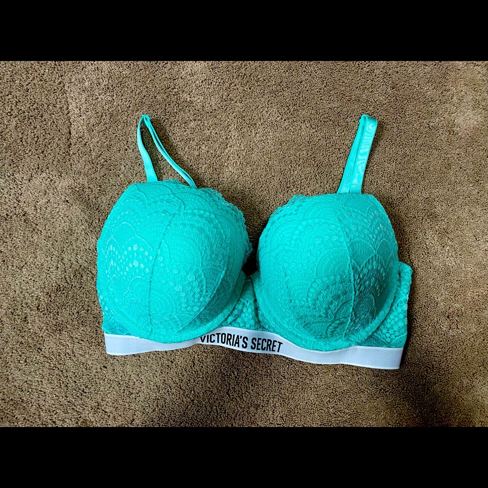 Victoria’s Secret bra